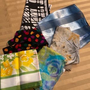 6 scarves, 1 neck scarf, 1 20 sq. 1 28 x 30”, 1 - 10 x 44, 1- 23 sq. 1- 26 sq.
